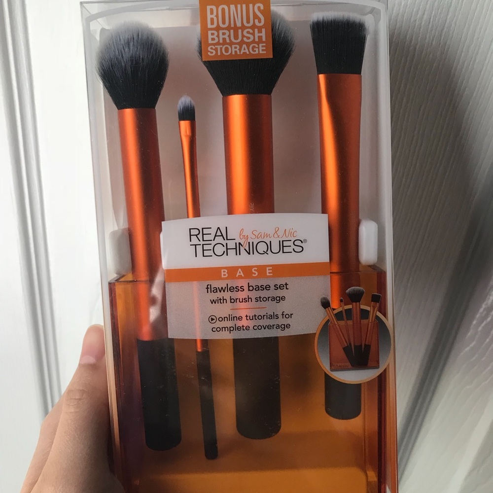 Real Techniques Flawless Base Brush Set